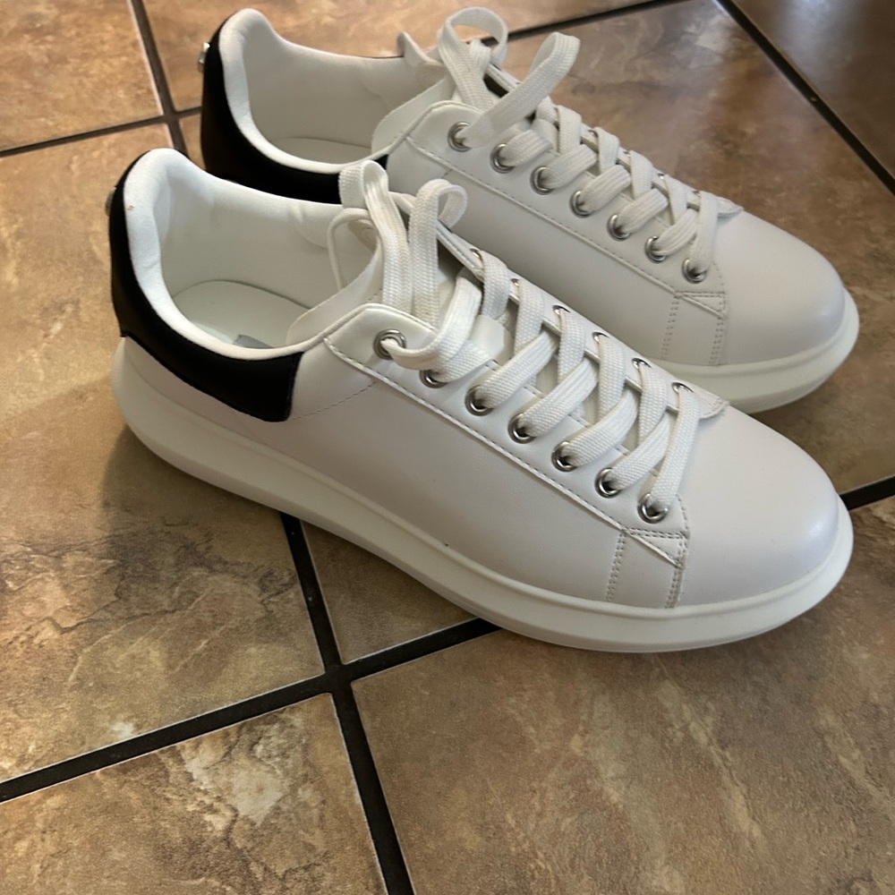 Steve Madden White Sneakers with Black Detail